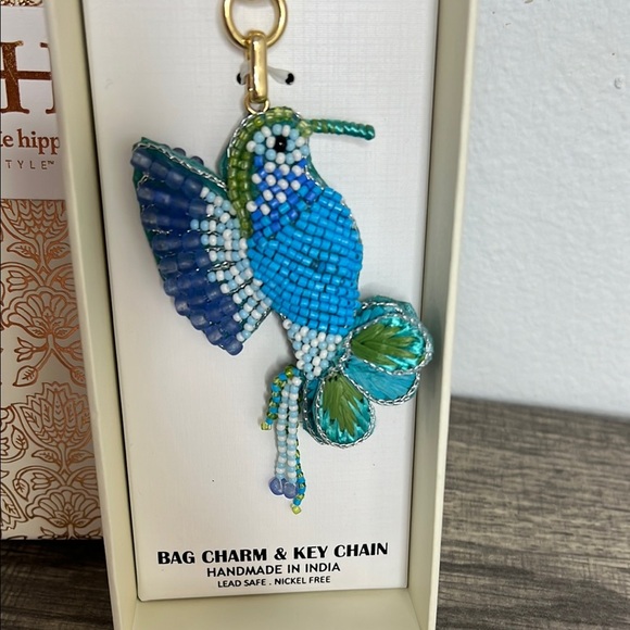 💙✨Adorable Hand-Beaded Hummingbird Bag Charm! 🐦🌈